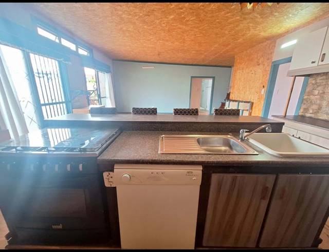 7 BEDROOM HOUSE FOR SALE IN SEEMEEU PARK